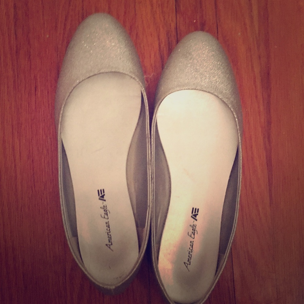 Pain of American eagle silver sparkly flats!